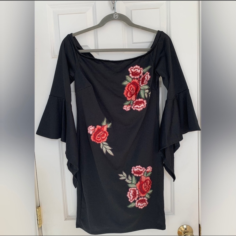 Venus Black 3/4 Bell Sleeve Dress w/ Rose Appliqué